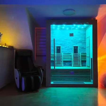 Sauna - Massage -bodensee-cinema Feeling- Sharing - Parking - Kueche * Radolfzell am Bodensee